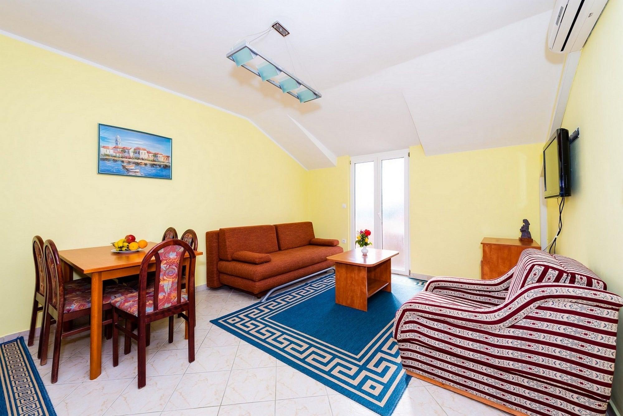 Apartments Dubelj Komolac Экстерьер фото