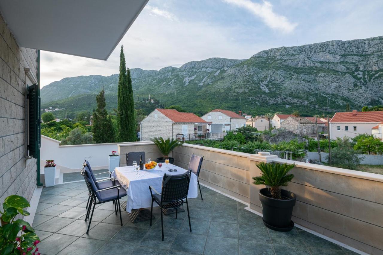Apartments Dubelj Komolac Экстерьер фото