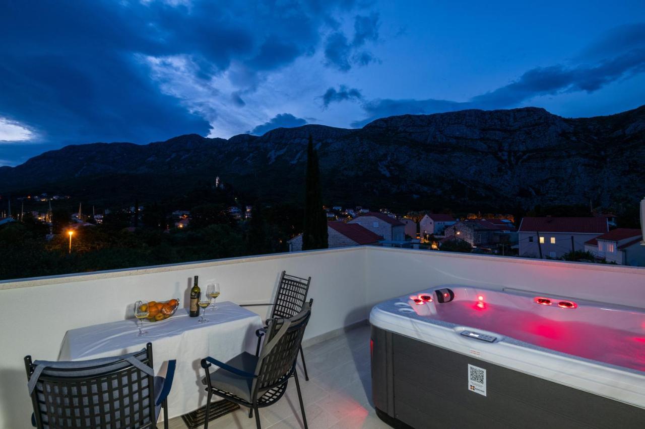 Apartments Dubelj Komolac Экстерьер фото