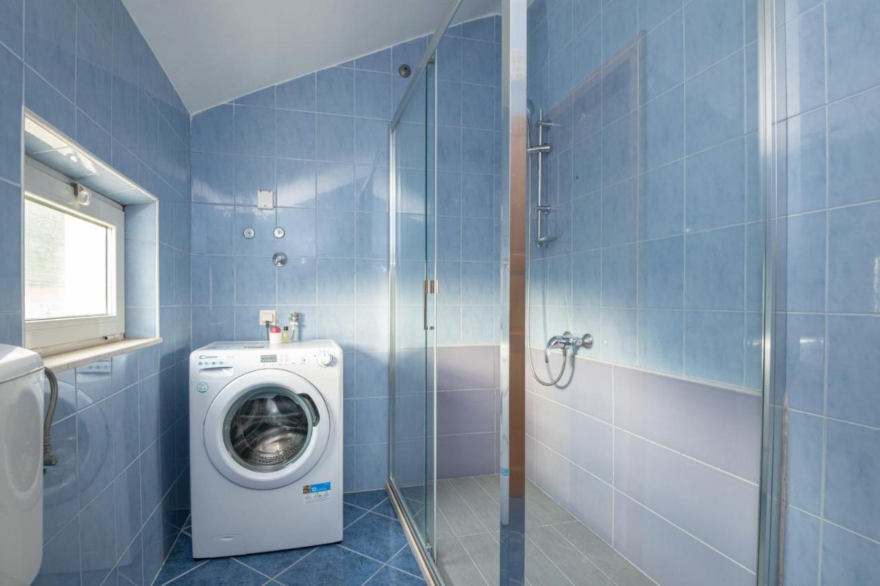 Apartments Dubelj Komolac Экстерьер фото