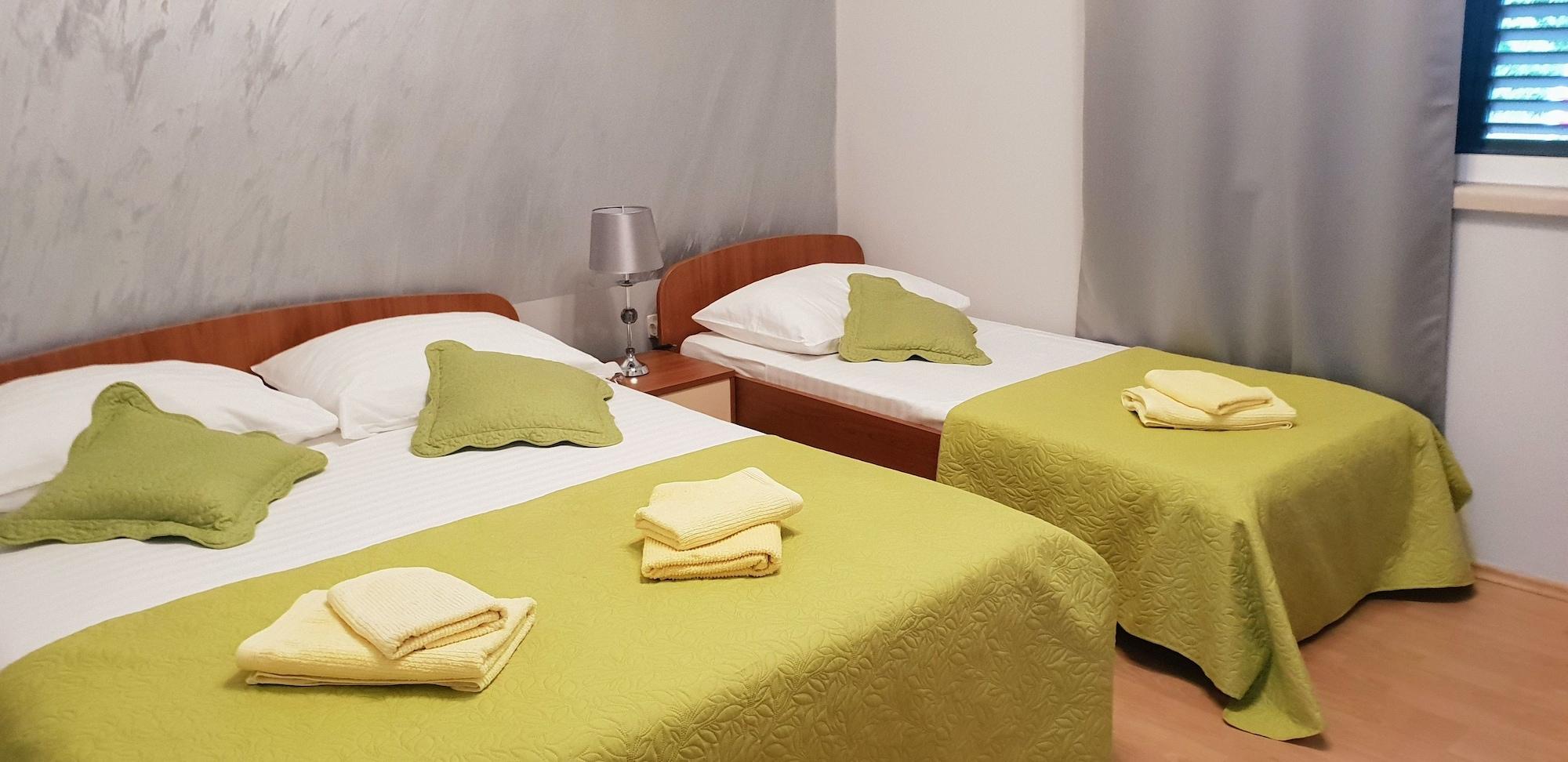 Apartments Dubelj Komolac Экстерьер фото