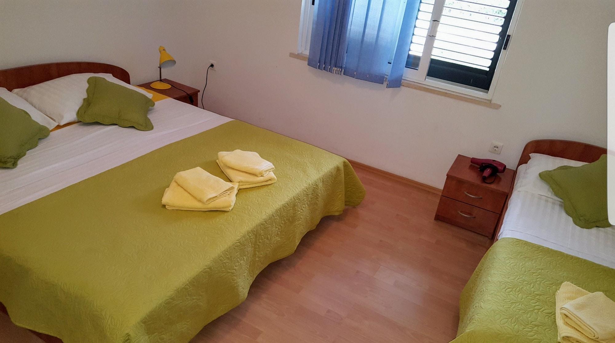 Apartments Dubelj Komolac Экстерьер фото
