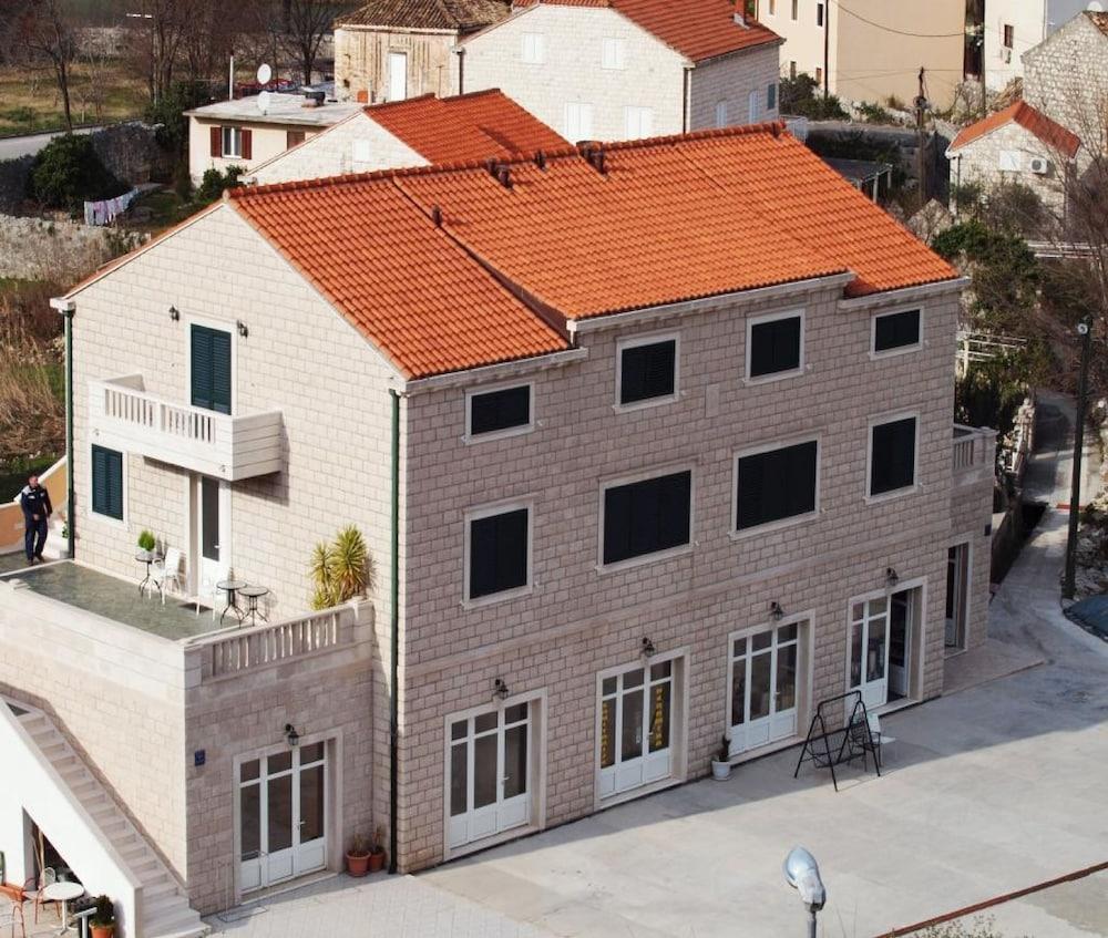 Apartments Dubelj Komolac Экстерьер фото